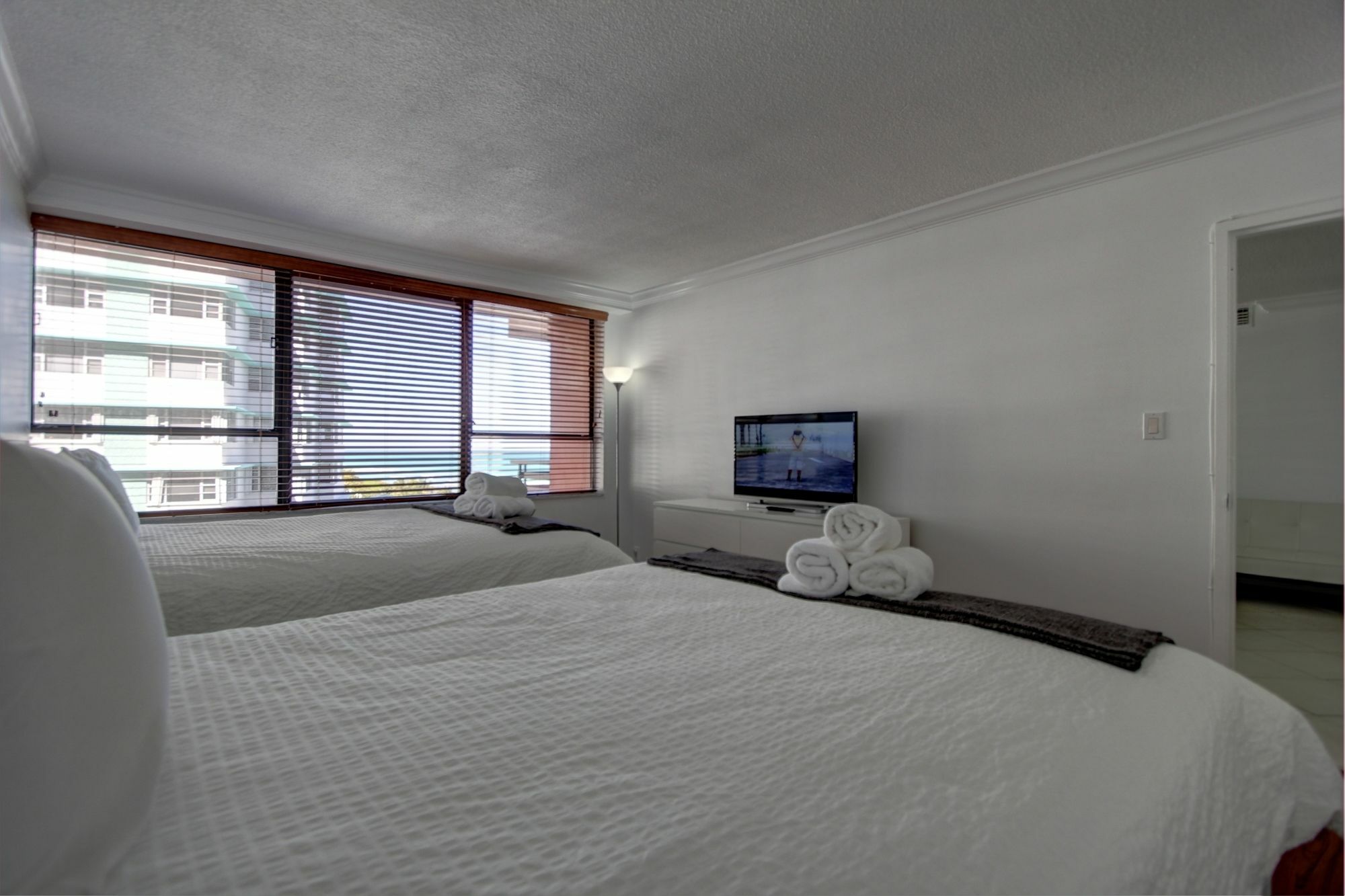 Private Apartments By Vacations On Маямі-Біч Екстер'єр фото